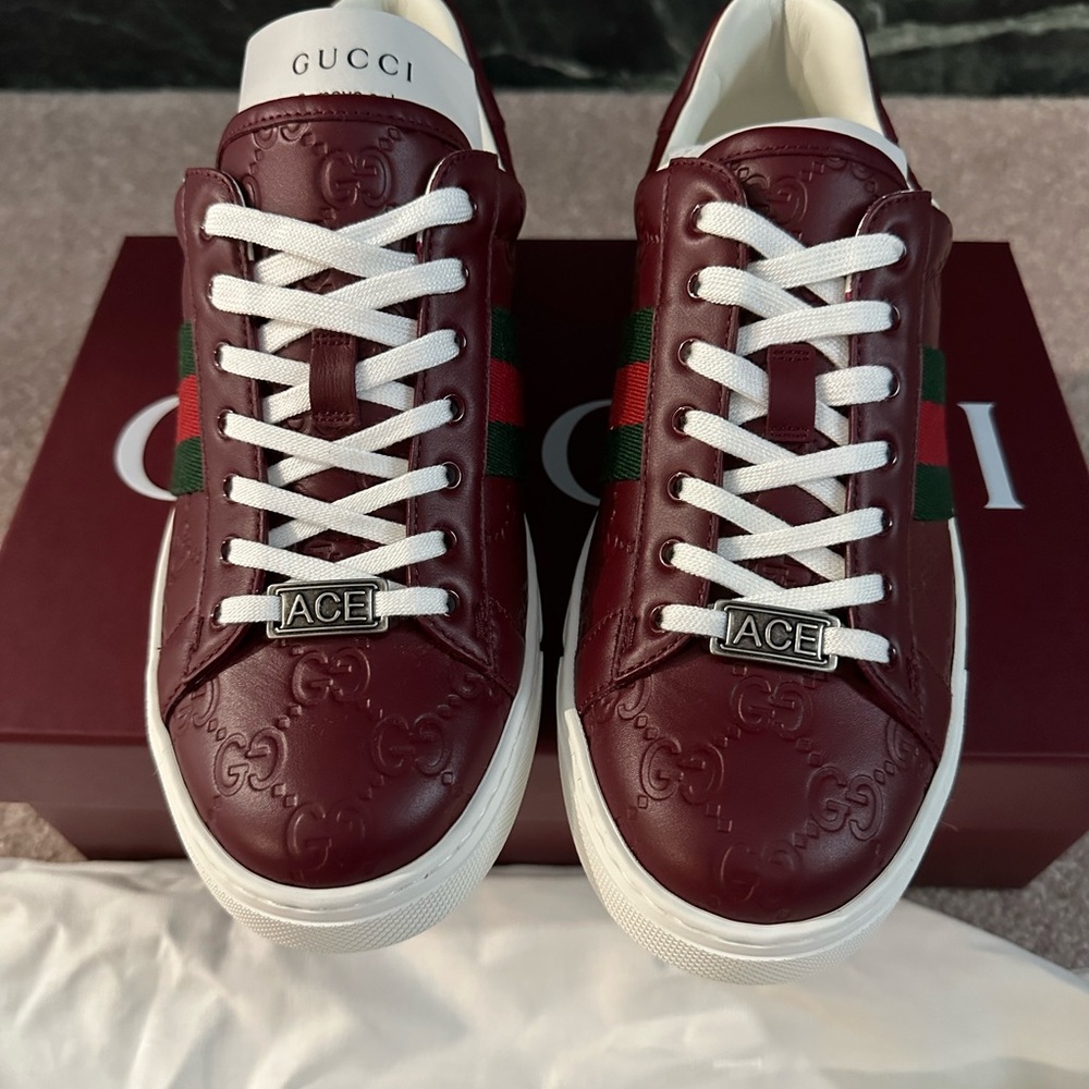 Gucci Rosso Ancora Embossed Leather Sneakers in 37.5
